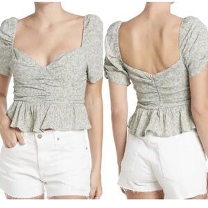 ASTR the Label floral sweetheart neck ruched top small blouse